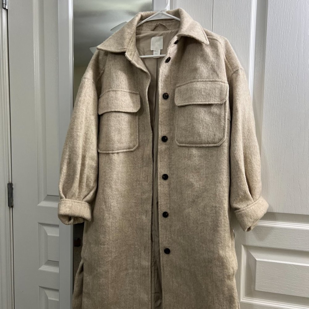 H&M Tan/Cream Shacket - Picture 4 of 5